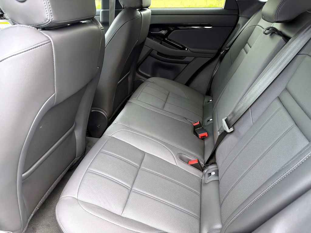 New 2026 Land Rover Range Rover Evoque S AWD/4WD image 12