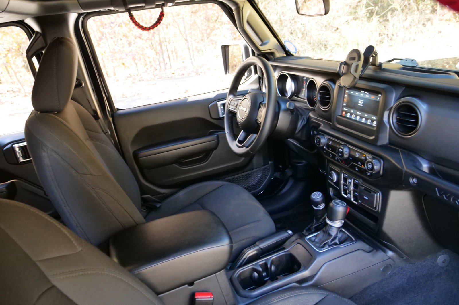 Used 2022 Jeep Wrangler Unlimited Sport image 40