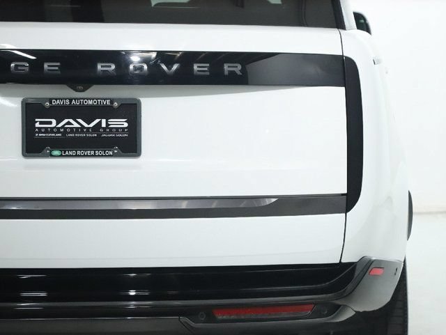 Used 2025 Land Rover Range Rover SE AWD/4WD image 44