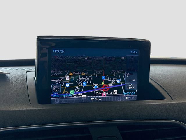 Used 2018 Audi Q3 2.0T Premium Plus w/ Premium Plus Package AWD/4WD image 14