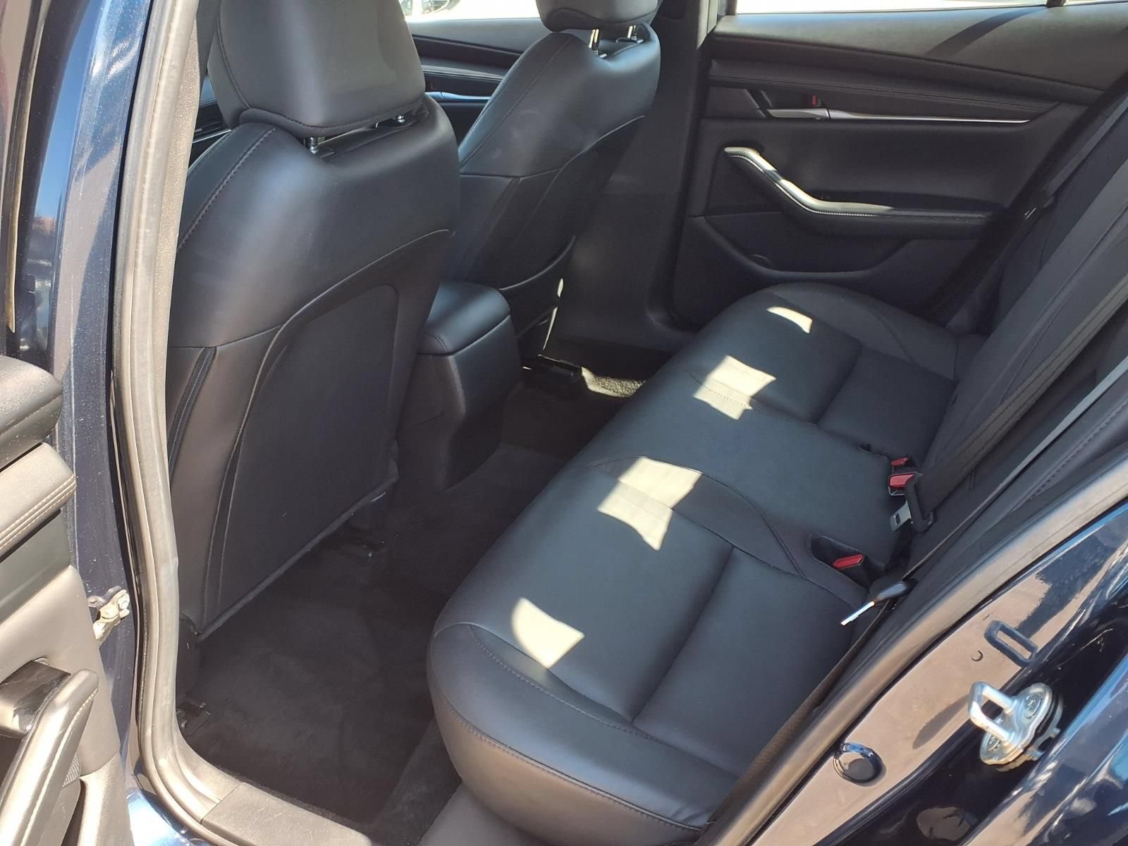 Used 2024 MAZDA MAZDA3 s FWD image 18
