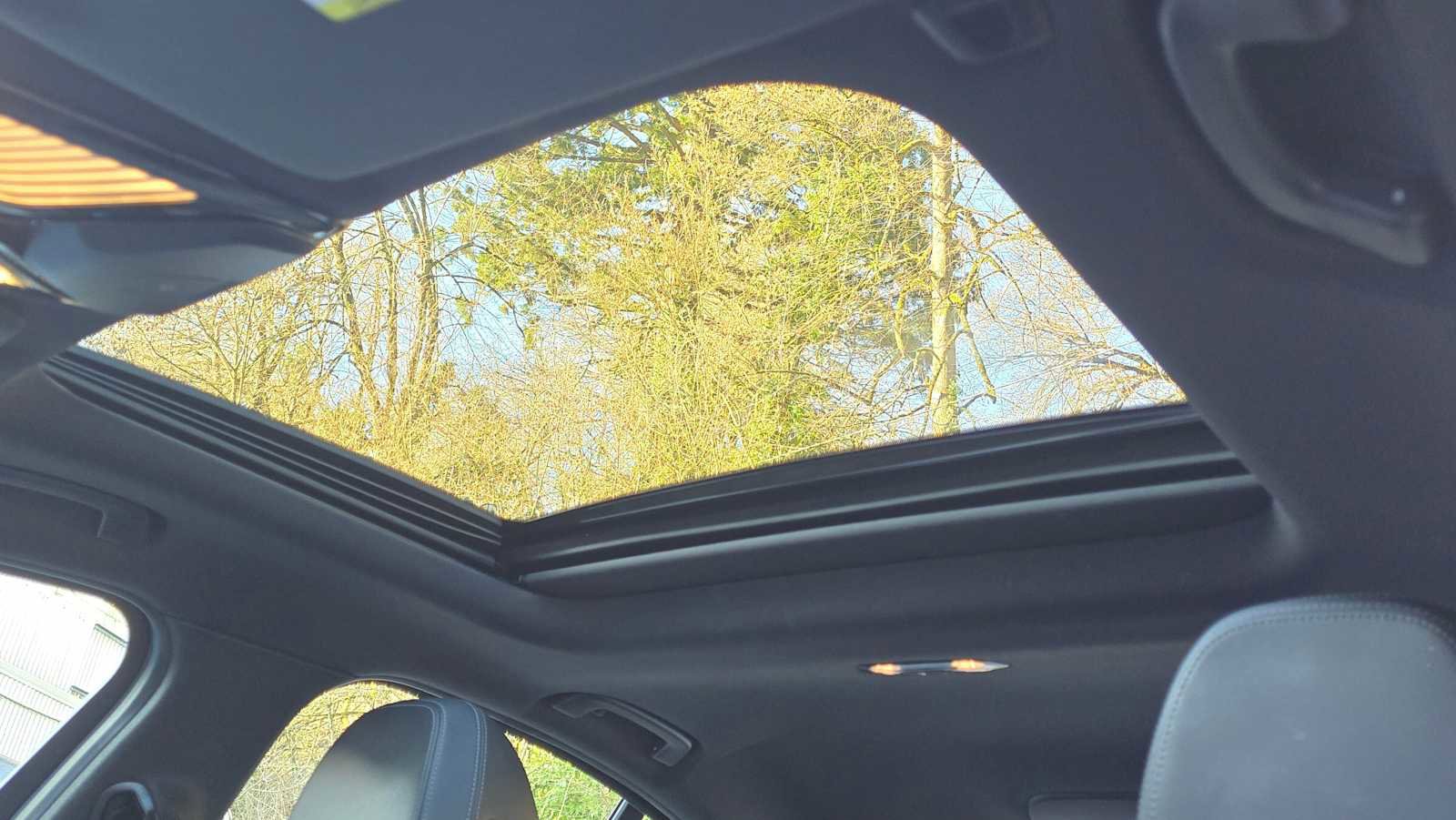 Used 2025 BMW 330i xDrive Sedan w/ M Sport Package image 22