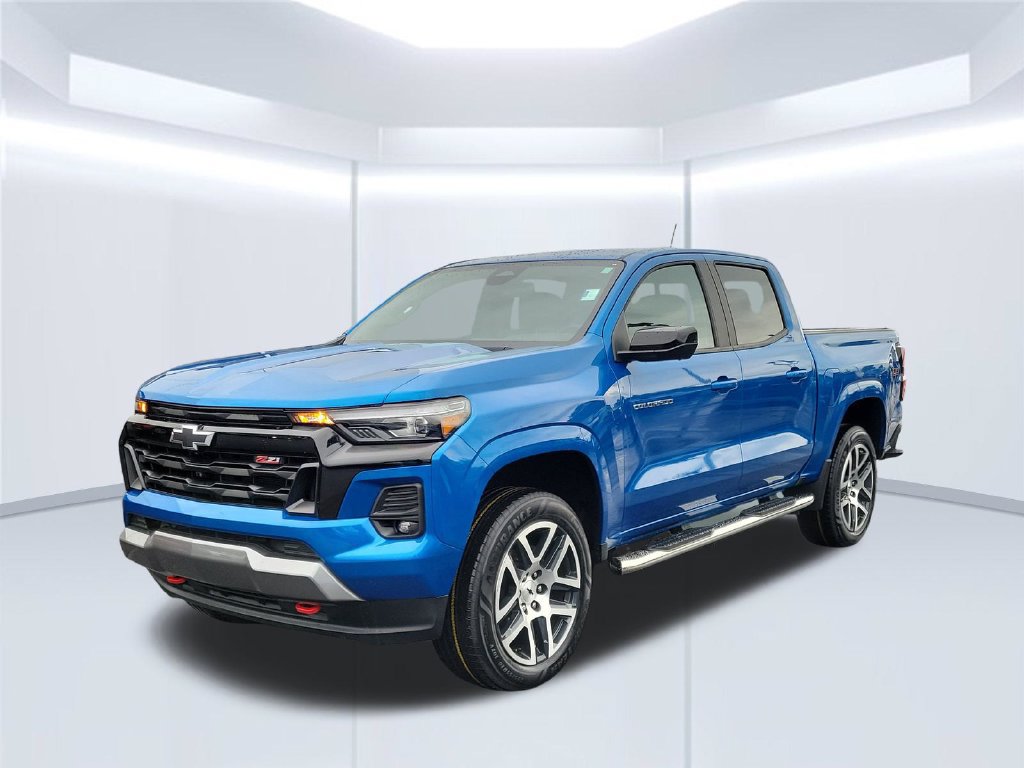 Used 2023 Chevrolet Colorado Z71 w/ Z71 Convenience Package 2 AWD/4WD image 10