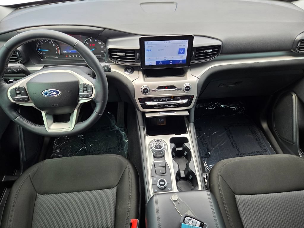 Used 2023 Ford Explorer XLT AWD/4WD image 20