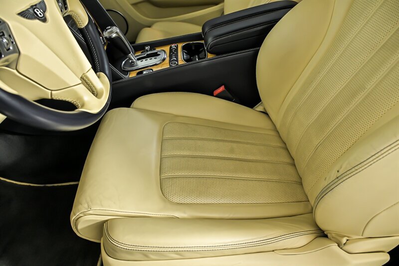 Used 2012 Bentley Continental GT AWD/4WD image 17