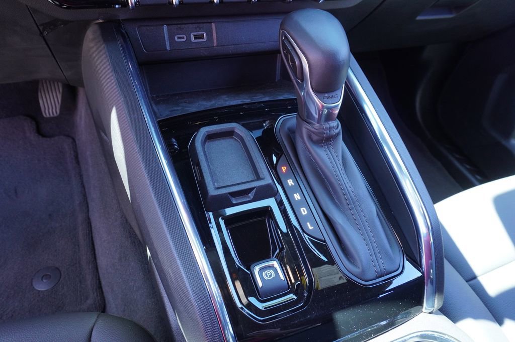 Certified 2024 GMC Canyon Elevation w/ Elevation Premium Package image 19