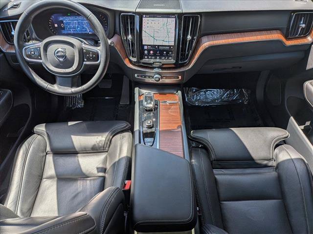 Certified 2023 Volvo XC60 B6 Ultimate w/ Protection Package Premier AWD/4WD image 18