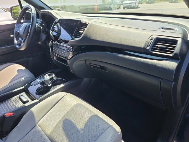 Used 2021 Honda Passport Touring image 18