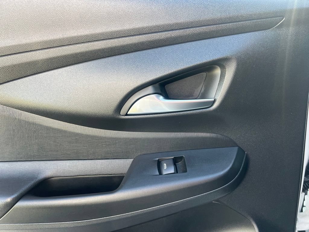 Used 2025 Buick Envista Preferred FWD image 31
