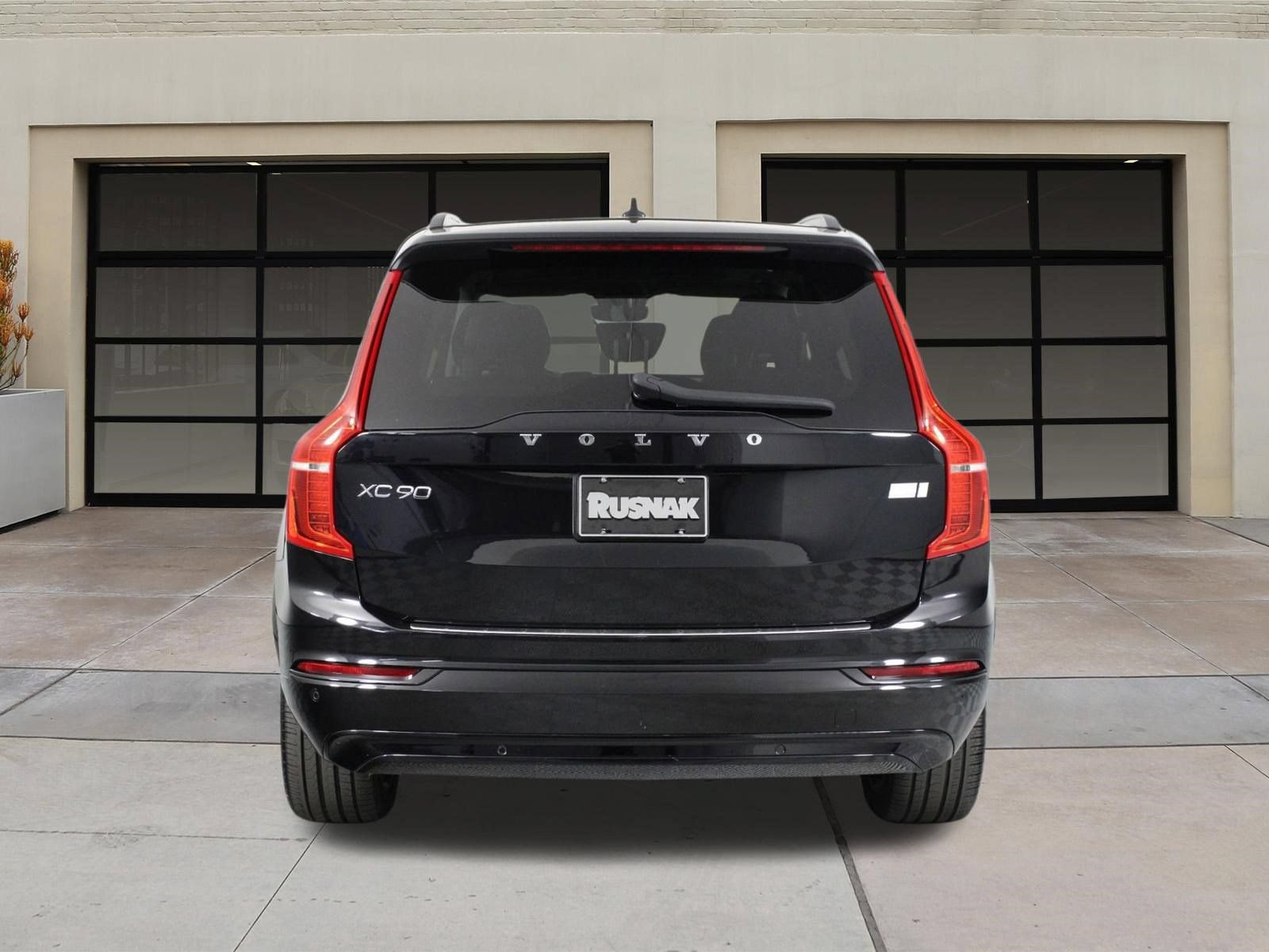 Certified 2023 Volvo XC90 T8 Plus w/ Protection Package Premier AWD/4WD image 5
