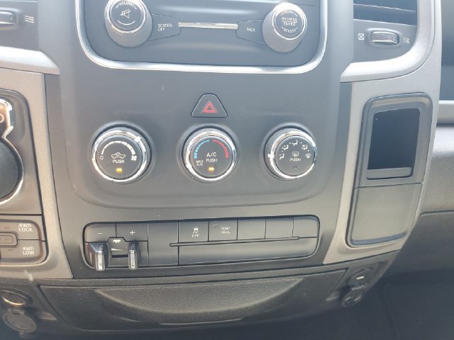 Used 2019 RAM 1500 Express w/ Express Value Package AWD/4WD image 31