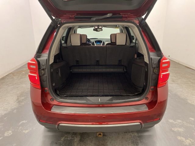 Used 2017 Chevrolet Equinox Premier w/ Enhanced Convenience Package AWD/4WD image 23