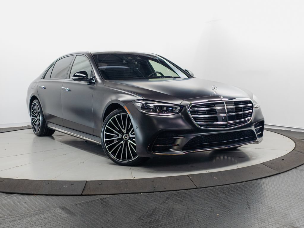 Used 2024 Mercedes-Benz S 500 4MATIC w/ AMG Line image 1