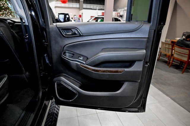Used 2020 Chevrolet Suburban LT image 29