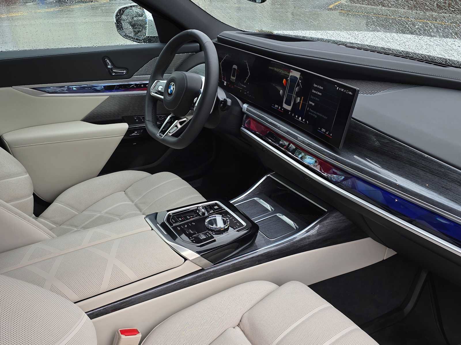 Used 2025 BMW 740i xDrive w/ Executive Package AWD/4WD image 11