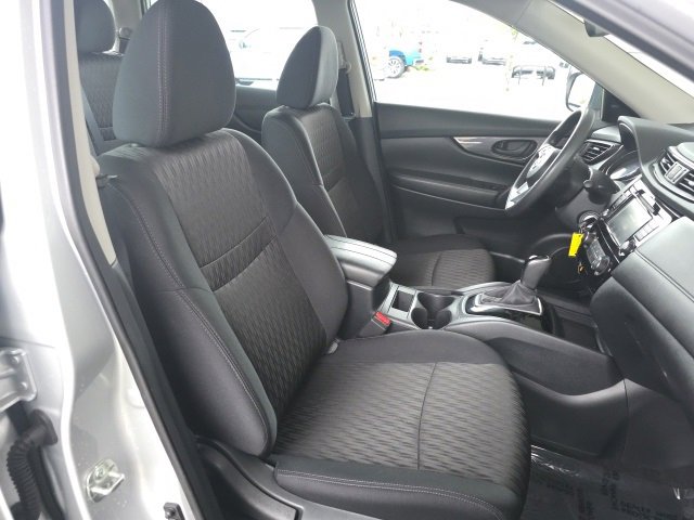 Used 2019 Nissan Rogue S image 10