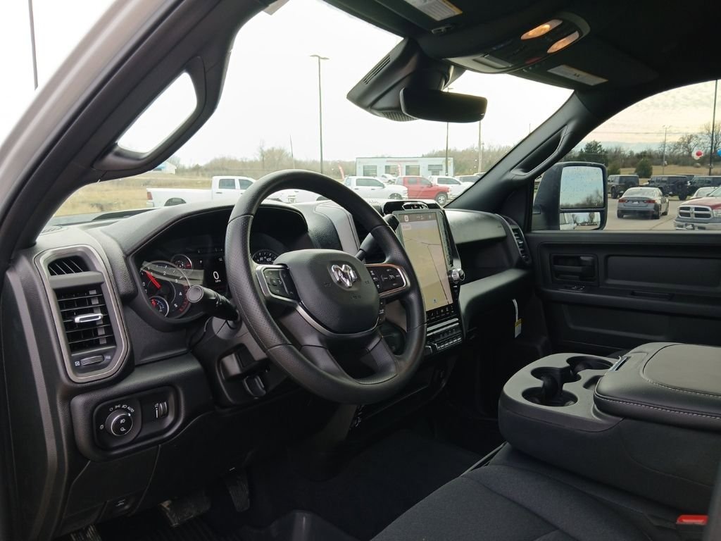 New 2026 RAM 2500 Tradesman image 32