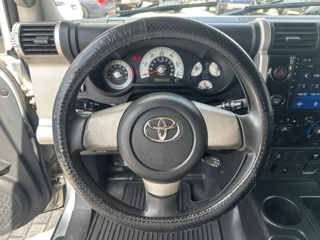 Used 2007 Toyota FJ Cruiser 2WD image 12