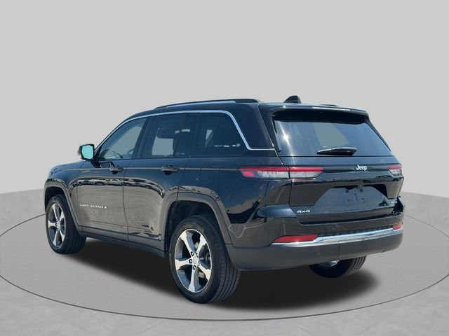 Used 2023 Jeep Grand Cherokee Limited AWD/4WD image 5