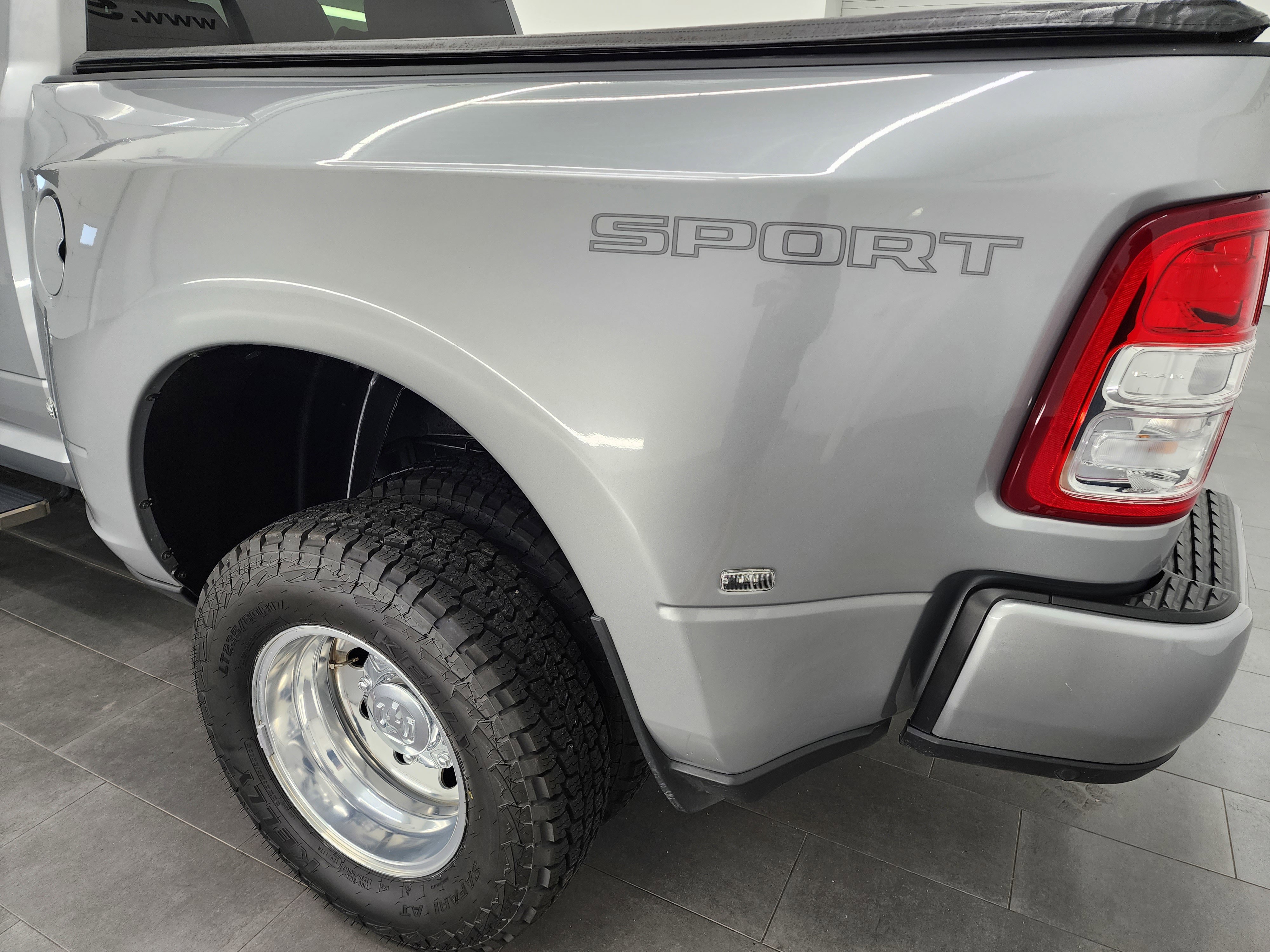 Used 2022 RAM 3500 Big Horn w/ Level A Equipment Group image 30