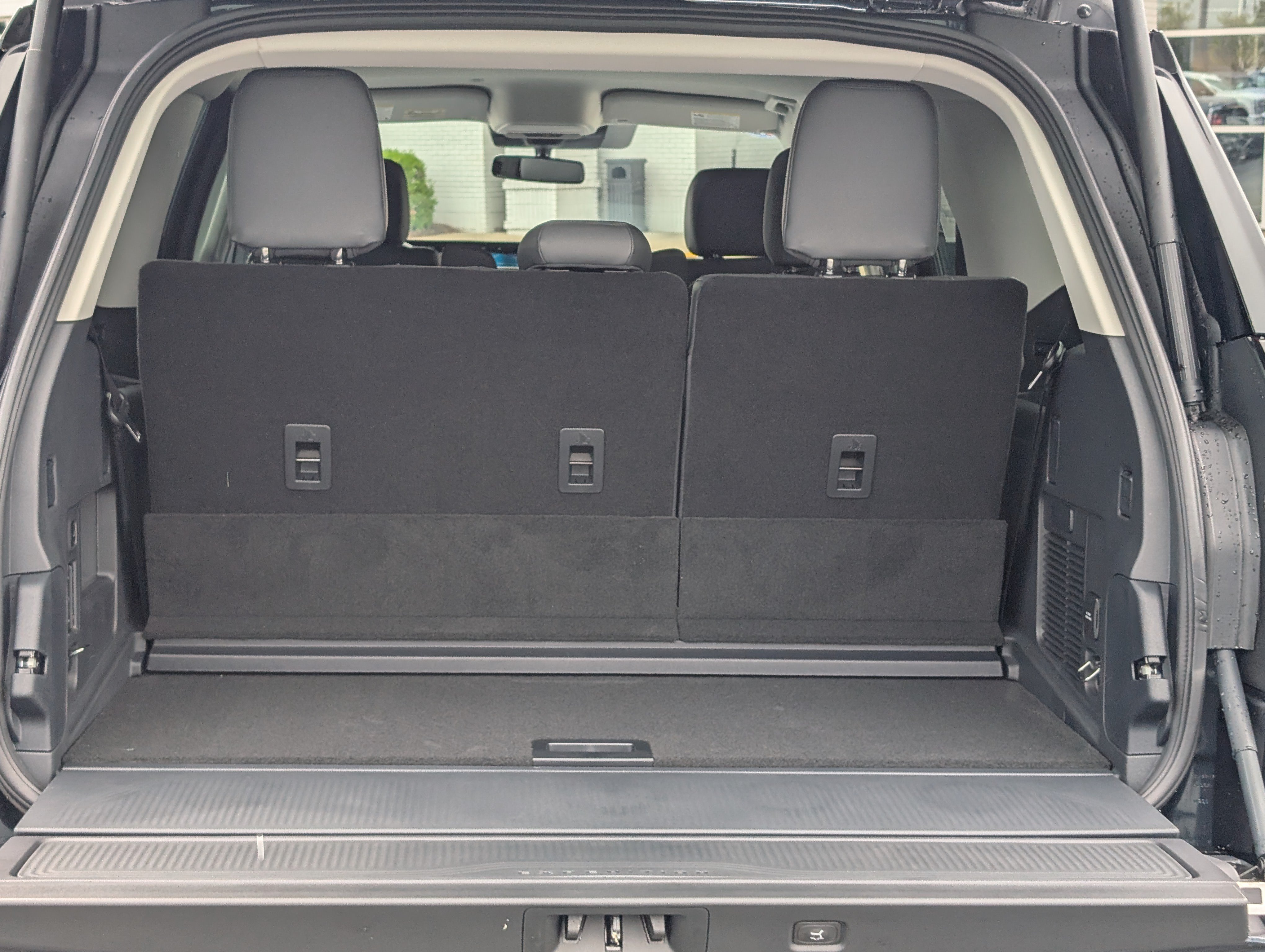 New 2026 Ford Expedition Active RWD image 11