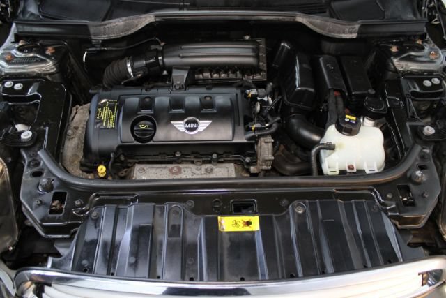 Used 2014 MINI Cooper Countryman FWD image 21
