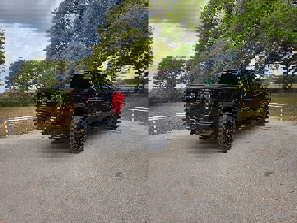 New 2026 GMC Sierra 1500 Elevation w/ Elevation Select Package image 5