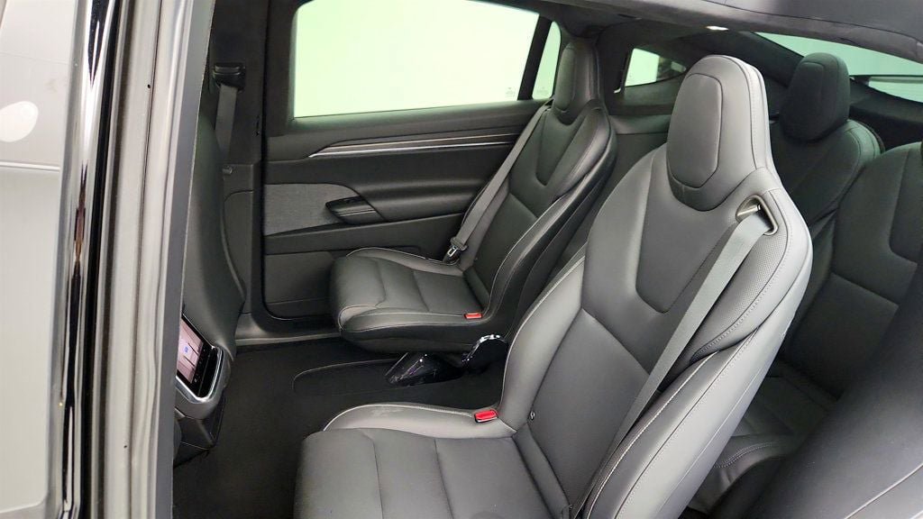 Used 2022 Tesla Model X Plaid AWD/4WD image 26
