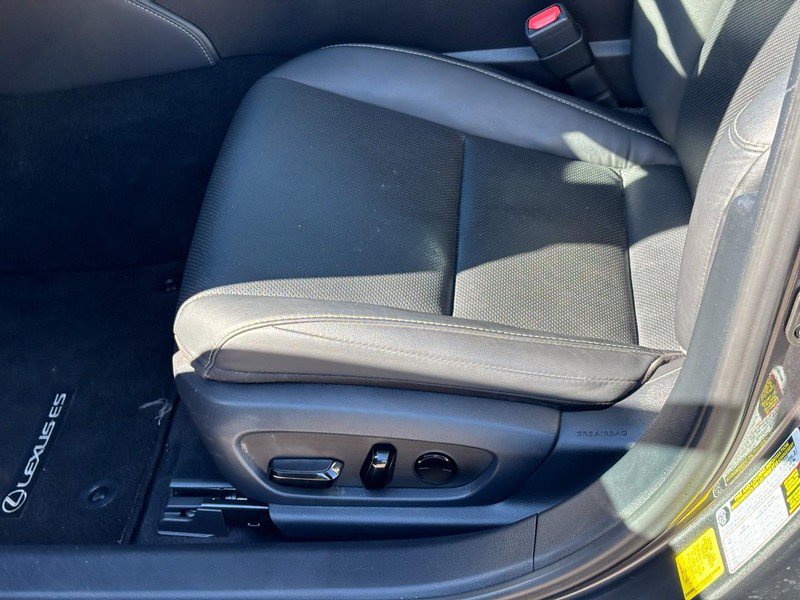 Used 2022 Lexus ES 350 w/ Premium Package FWD image 16