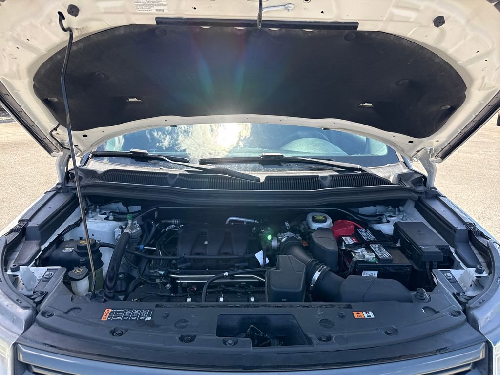 Used 2019 Ford Explorer XLT w/ Equipment Group 202A image 29