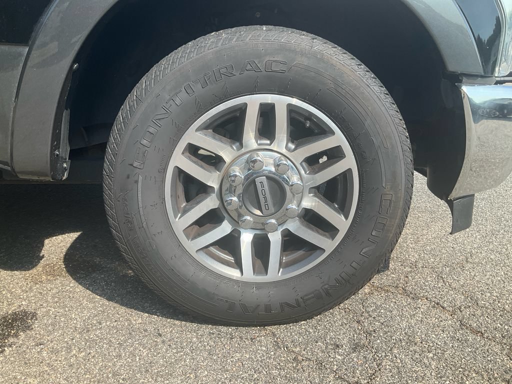 Used 2019 Ford F350 Lariat RWD image 10