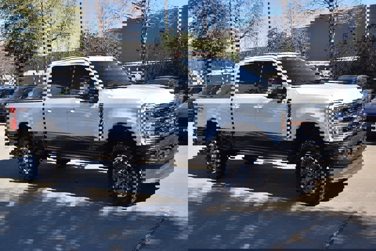 Used 2024 Ford F250 King Ranch w/ FX4 Off-Road Package image 5