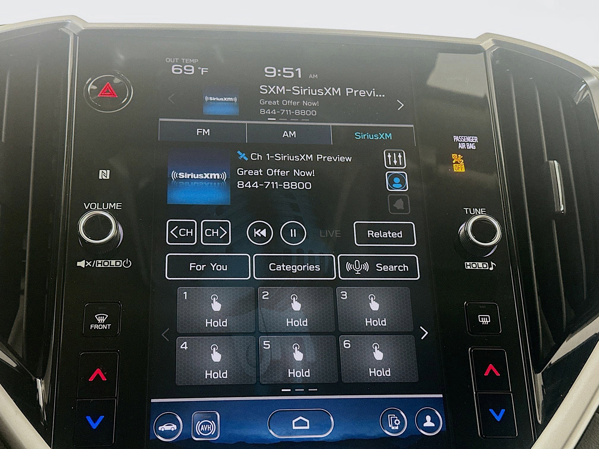 Used 2025 Subaru Ascent Premium AWD/4WD image 19