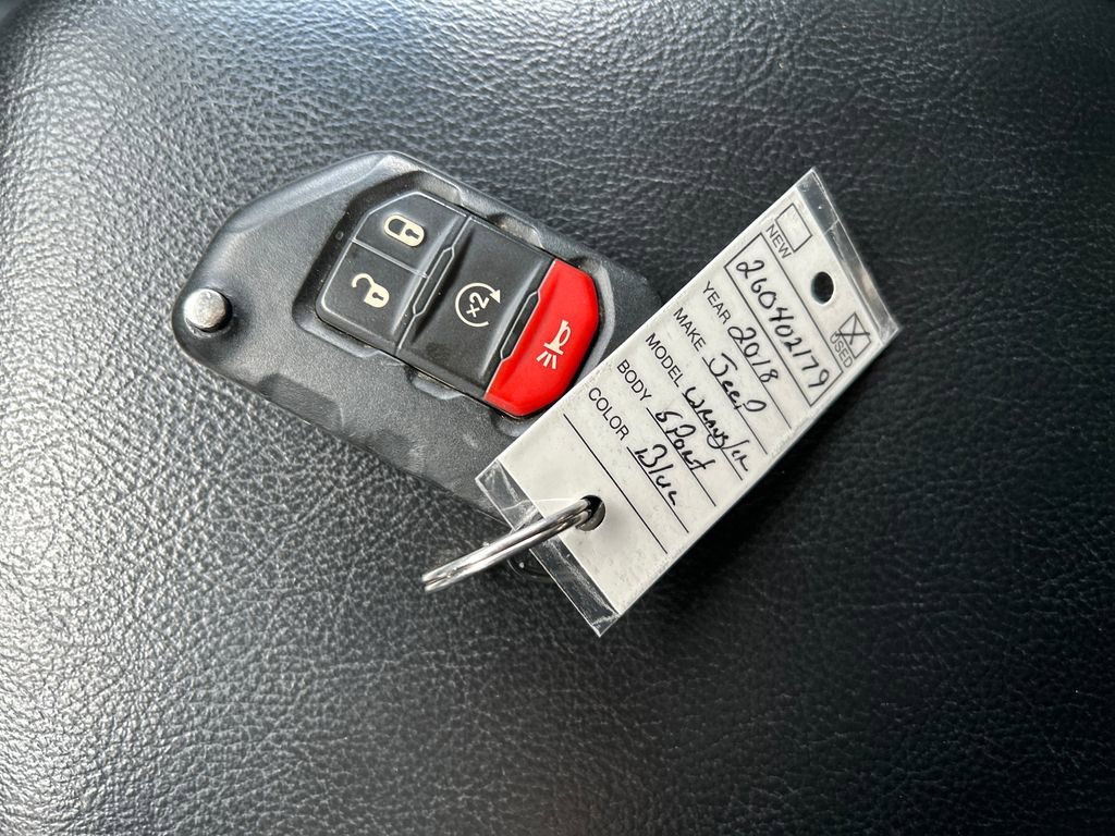 Used 2018 Jeep Wrangler Unlimited Sport S image 33