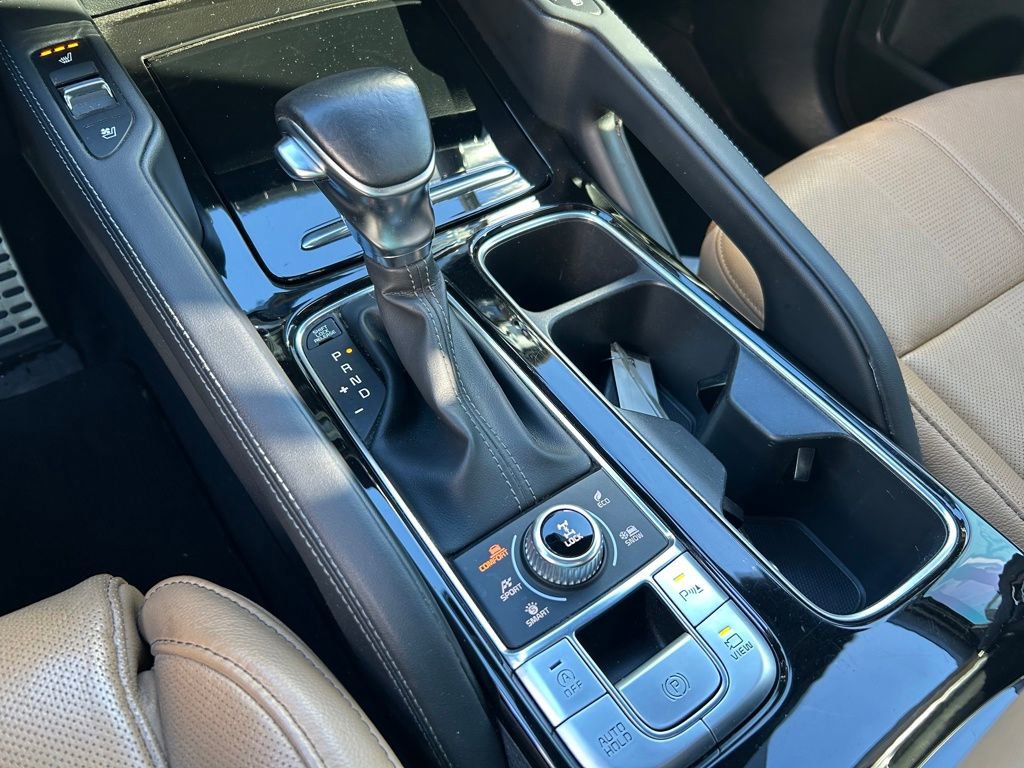 Used 2020 Kia Telluride SX w/ Towing Package image 17