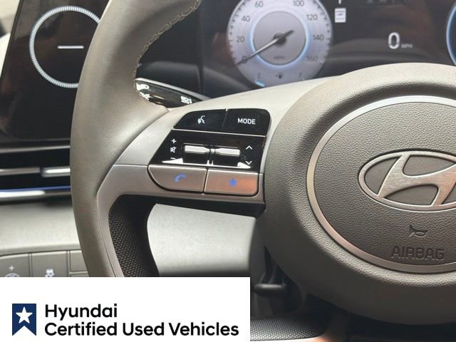 Used 2025 Hyundai Elantra SEL FWD image 22
