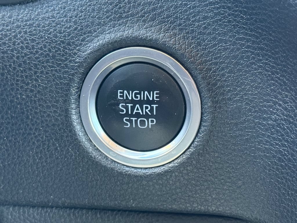 Used 2024 Toyota Tundra SR AWD/4WD image 16