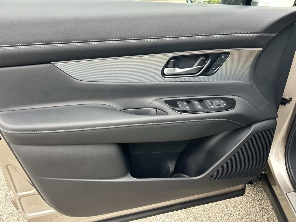 New 2026 Nissan Murano Platinum w/ Cargo Package AWD/4WD image 17