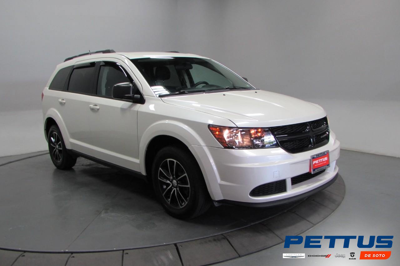 Used 2017 Dodge Journey SE FWD image 1