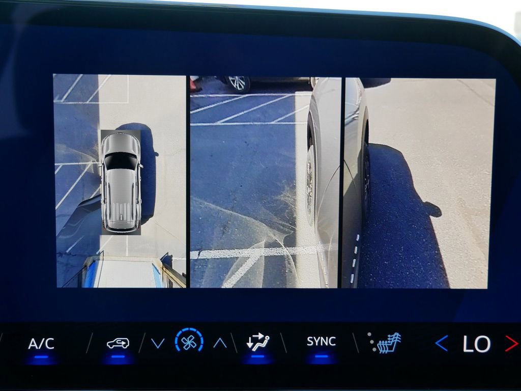 New 2026 Chevrolet Traverse LT AWD/4WD image 27