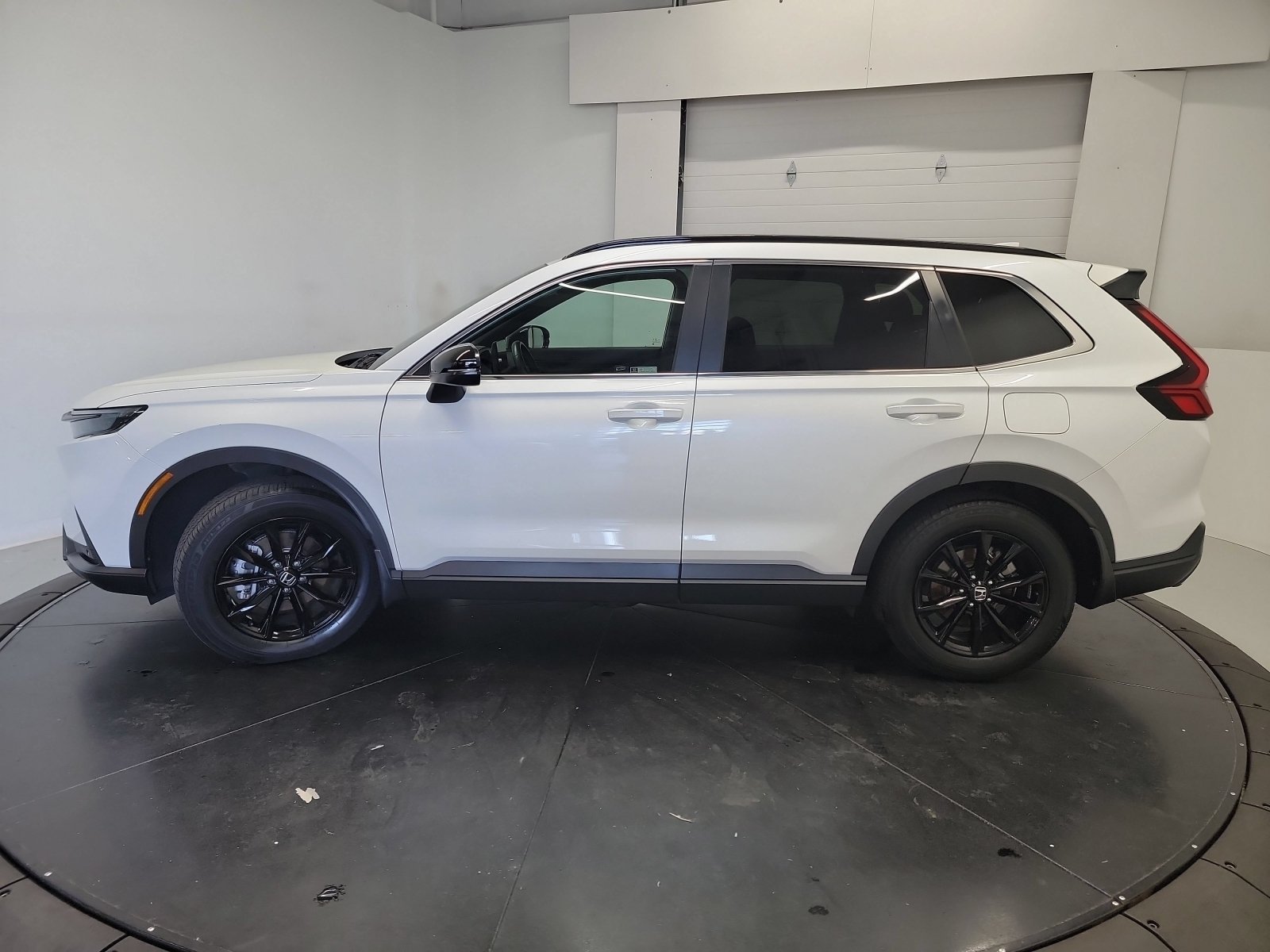 Certified 2024 Honda CR-V Sport-L image 5