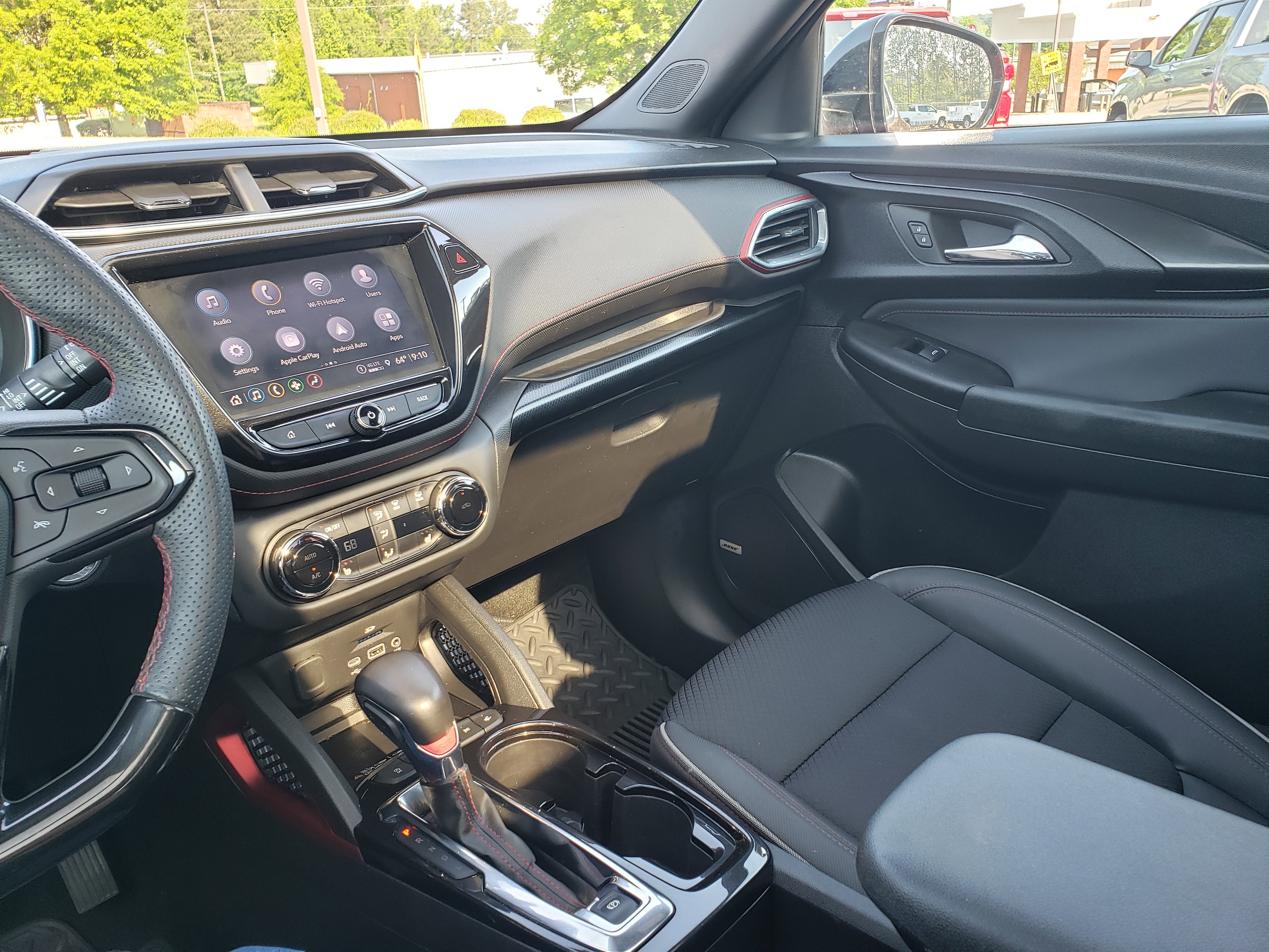 Used 2022 Chevrolet TrailBlazer RS w/ Sun and Liftgate Package FWD image 22