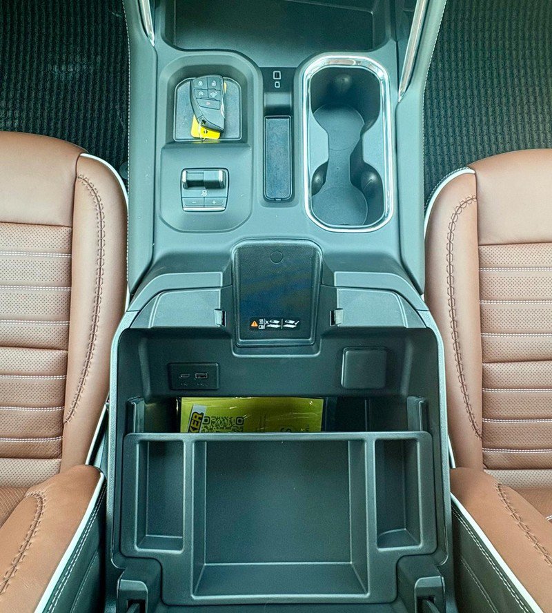 New 2026 GMC Sierra 2500 Denali Ultimate AWD/4WD image 17