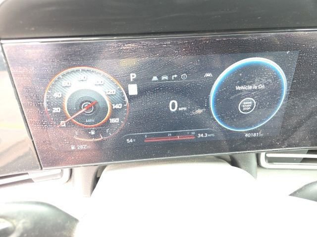 Used 2024 Hyundai Elantra SEL image 9