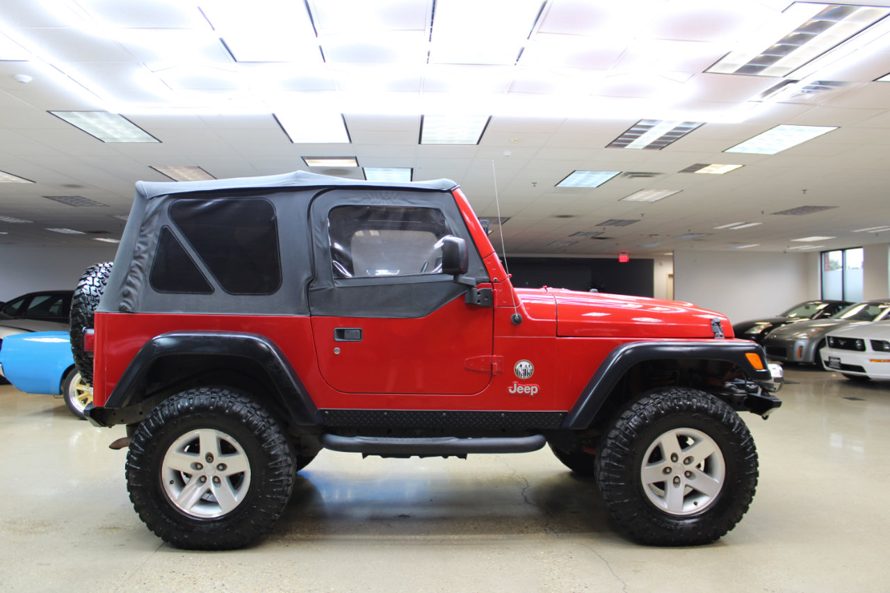 Used 2004 Jeep Wrangler Rubicon image 25