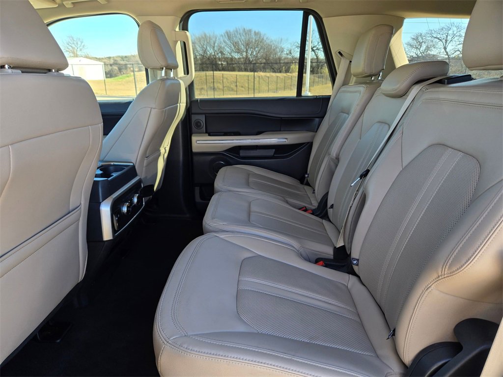 Used 2024 Ford Expedition Limited image 20
