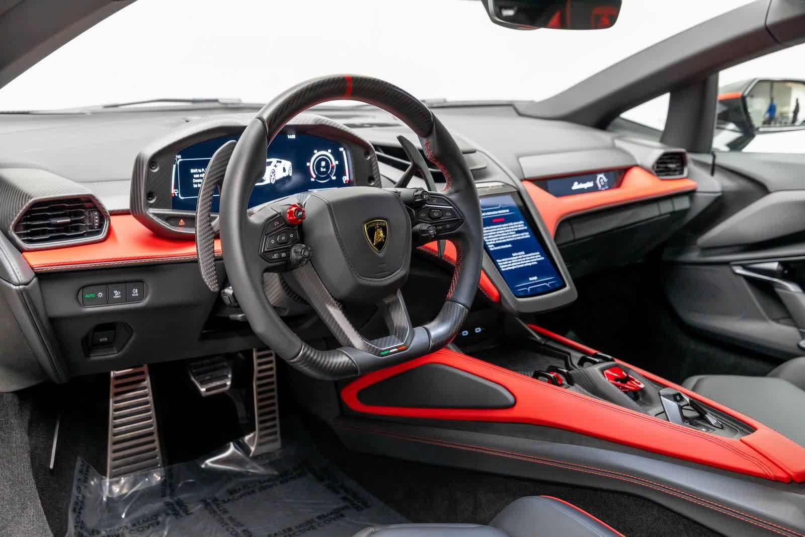 Used 2024 Lamborghini Revuelto AWD/4WD image 2