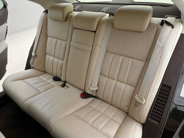 Used 2016 Lexus ES 300h w/ Luxury Package w/Wood Trim FWD image 18