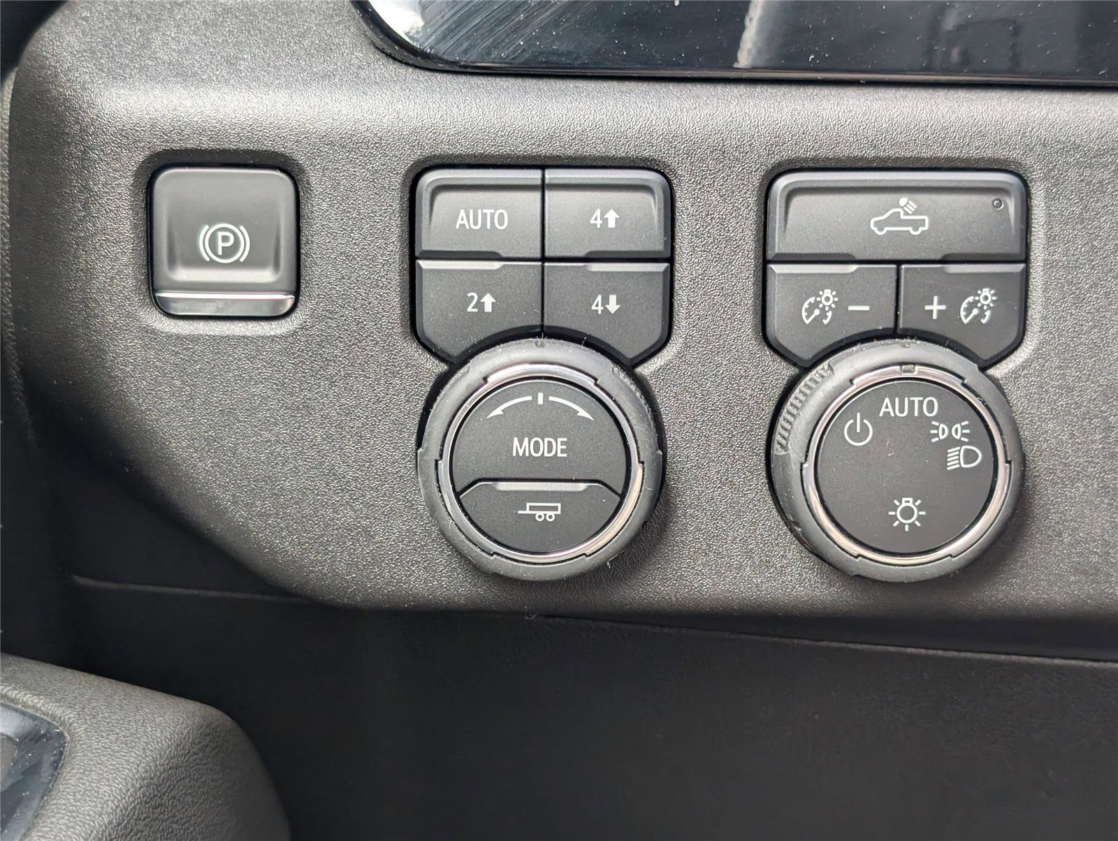 Used 2026 Chevrolet Silverado 1500 LT image 27