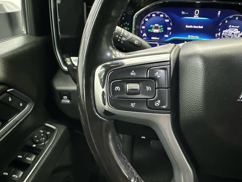Used 2025 Chevrolet Silverado 2500 LT AWD/4WD image 25